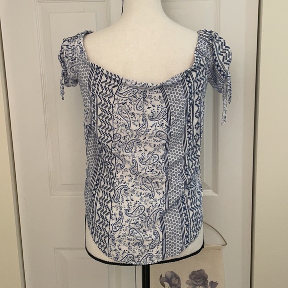 Lulu’s Blue Bandanna Print Off the Shoulder Top - Picture 3 of 8